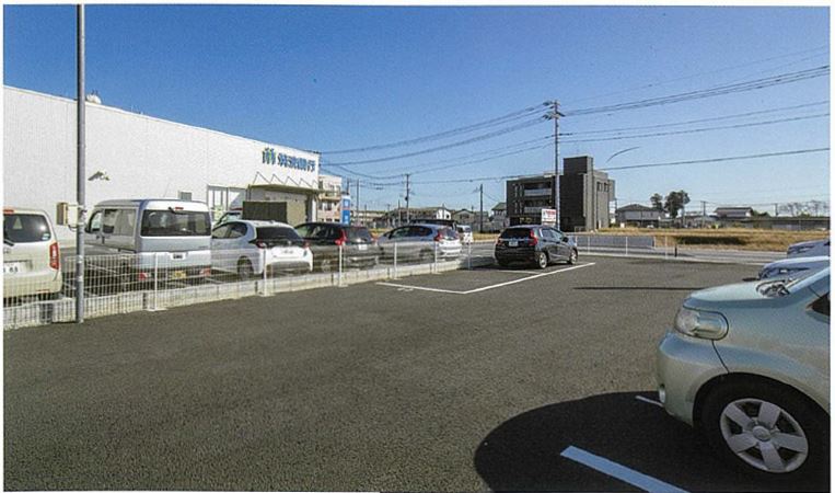 神立駅西口駅前広場（交差点付近）.JPG