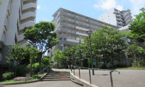 KOBE・岡本外観