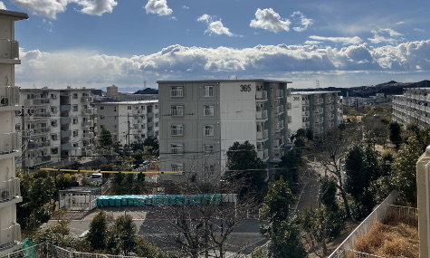 名谷公園前団地外観