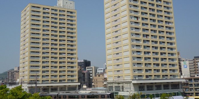 兵庫駅前団地外観