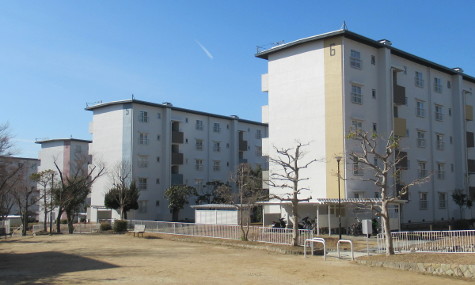 上高丸団地の外観