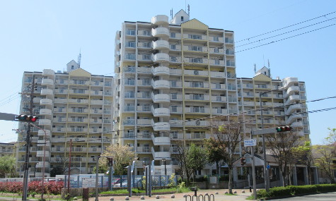 ルゼフィール井吹台外観