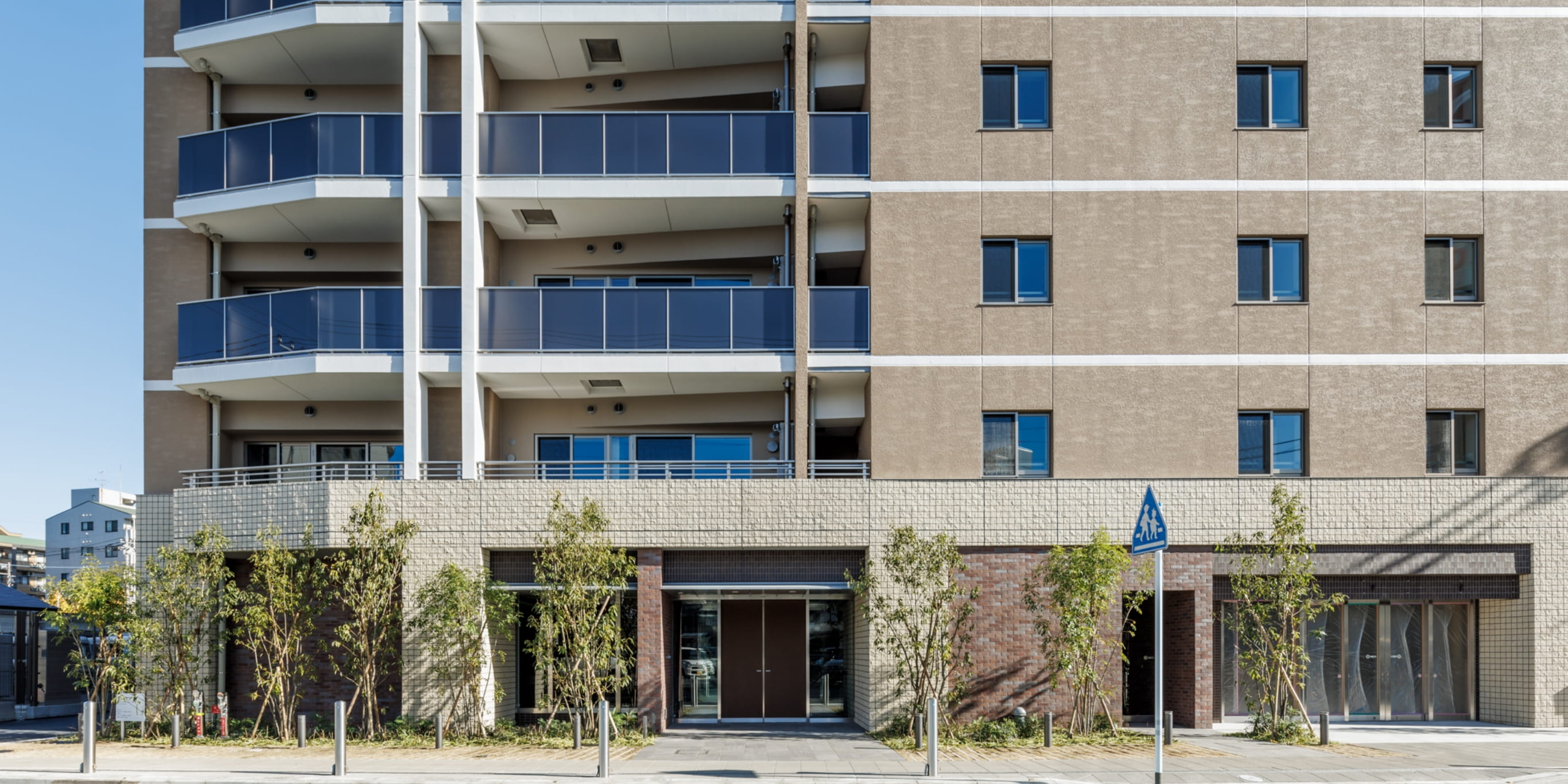 img_mv01.jpg img_mv01.jpg