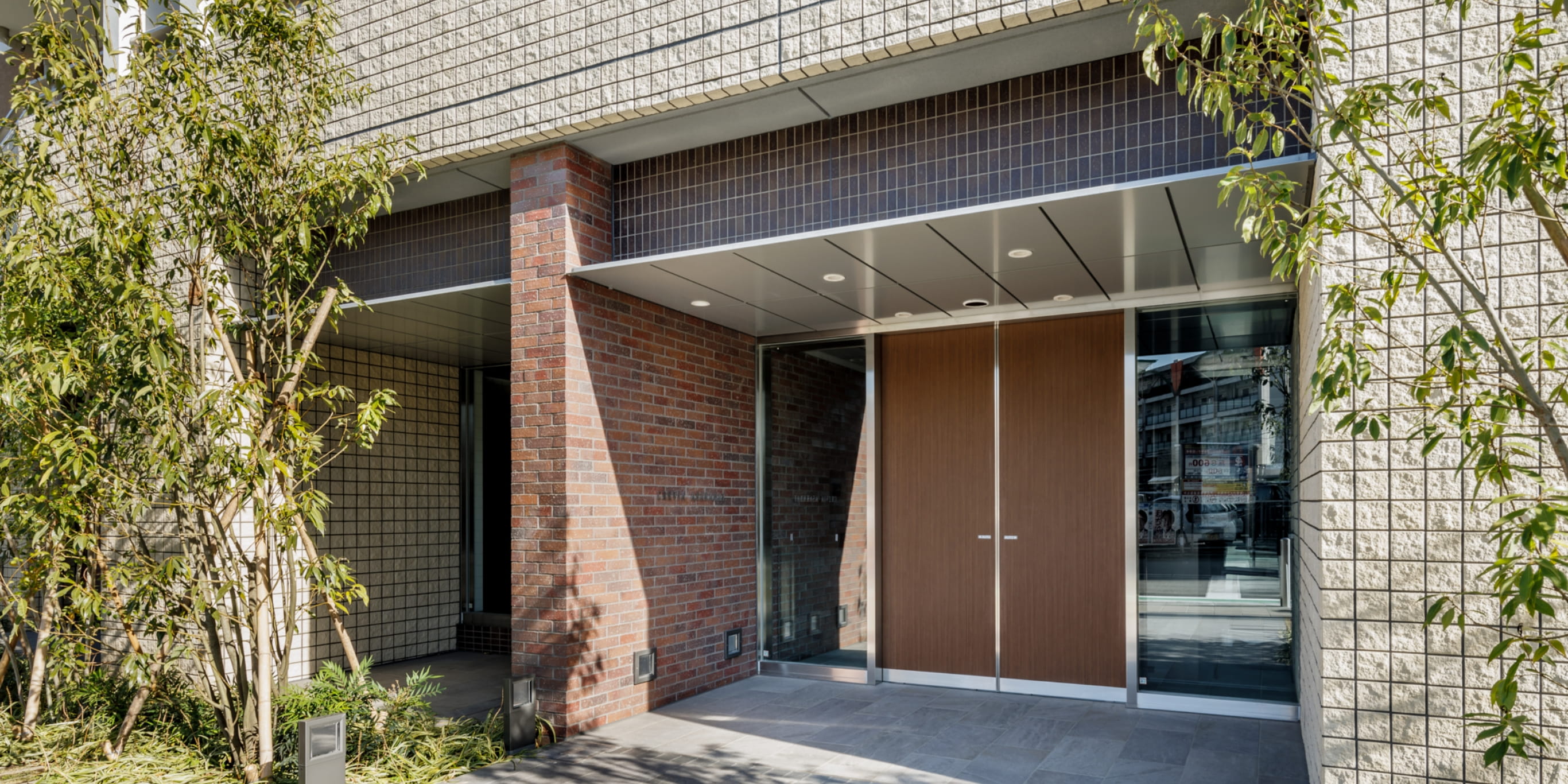 img_mv02.jpg img_mv02.jpg