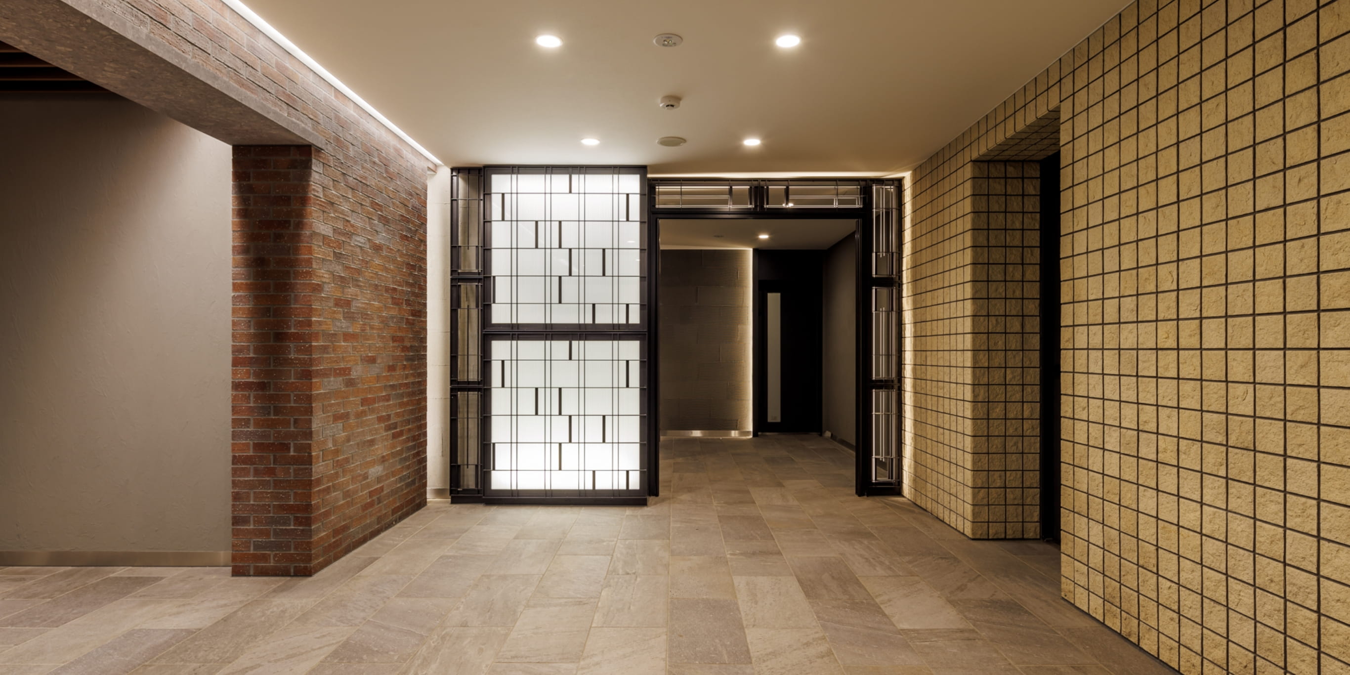 img_mv03.jpg img_mv03.jpg